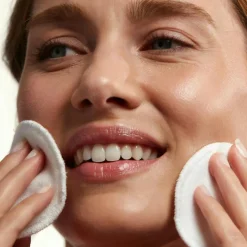 Feuchtigkeitsspendendes Gesichtstonic mit Bio-Rosenhydrolat - 200ml