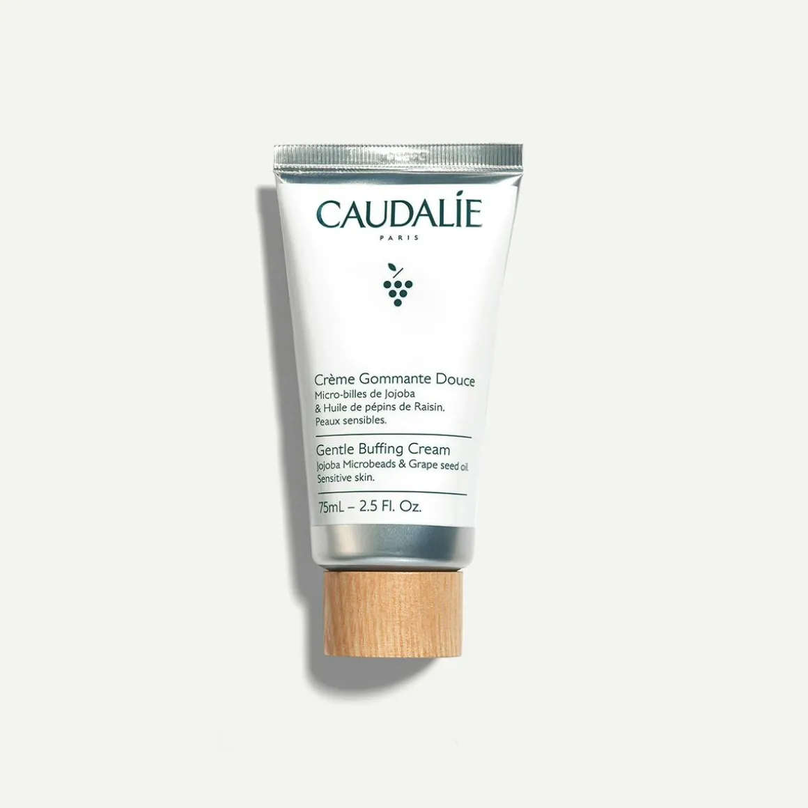 Mildes Gesichtspeeling mit Jojoba-Mikrokügelchen